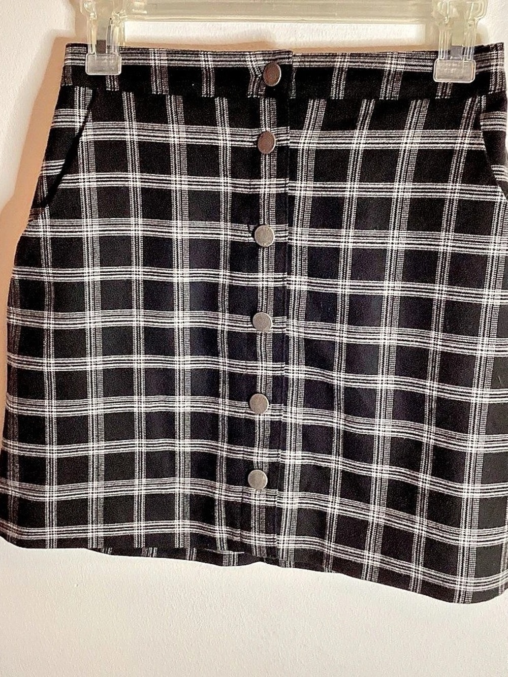 Hollister Plaid Button Front Mini Skirt in Black & White NWT